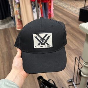 Vortex men’s black hat with cream patch